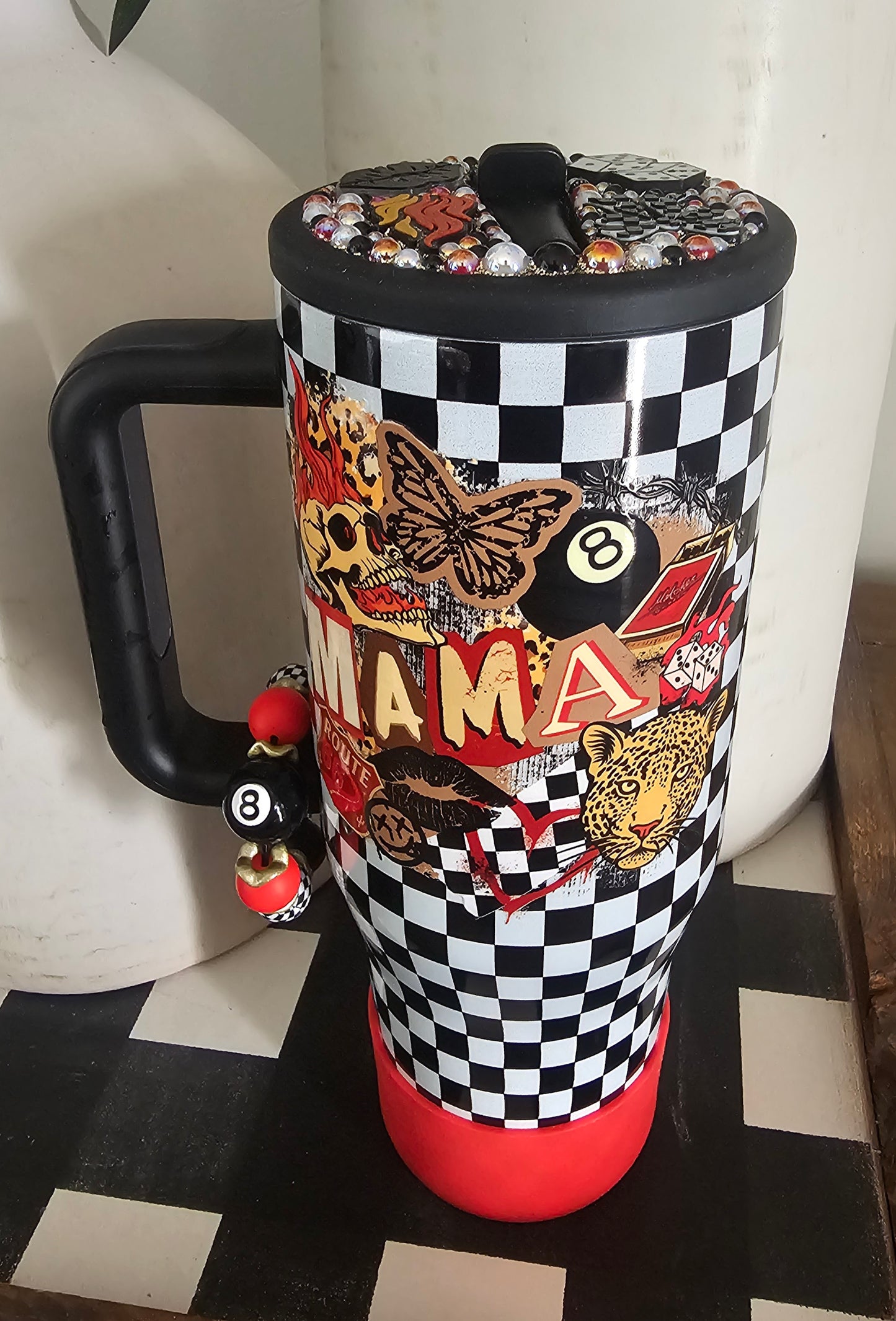 Mama checkered