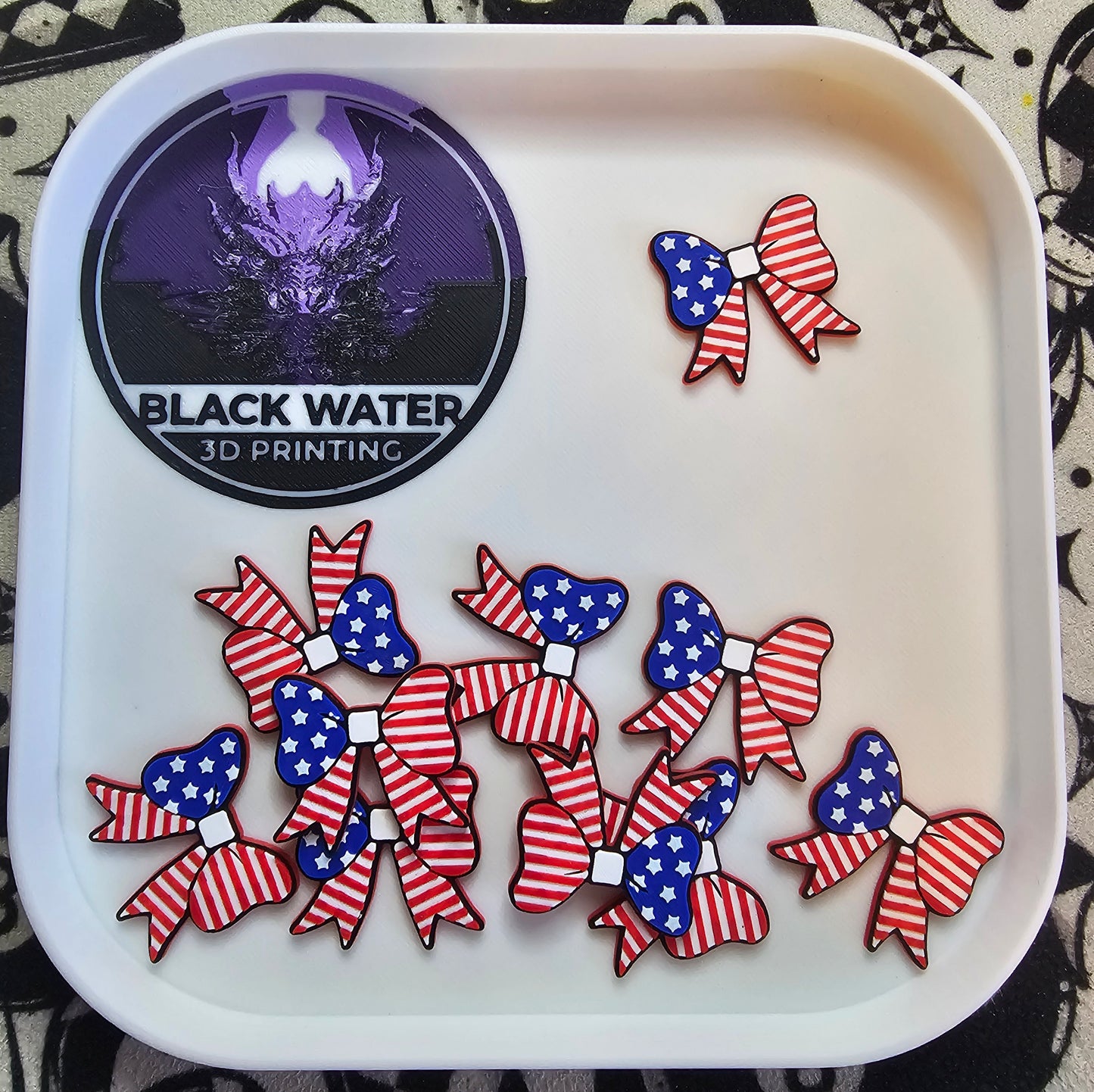American flag bow