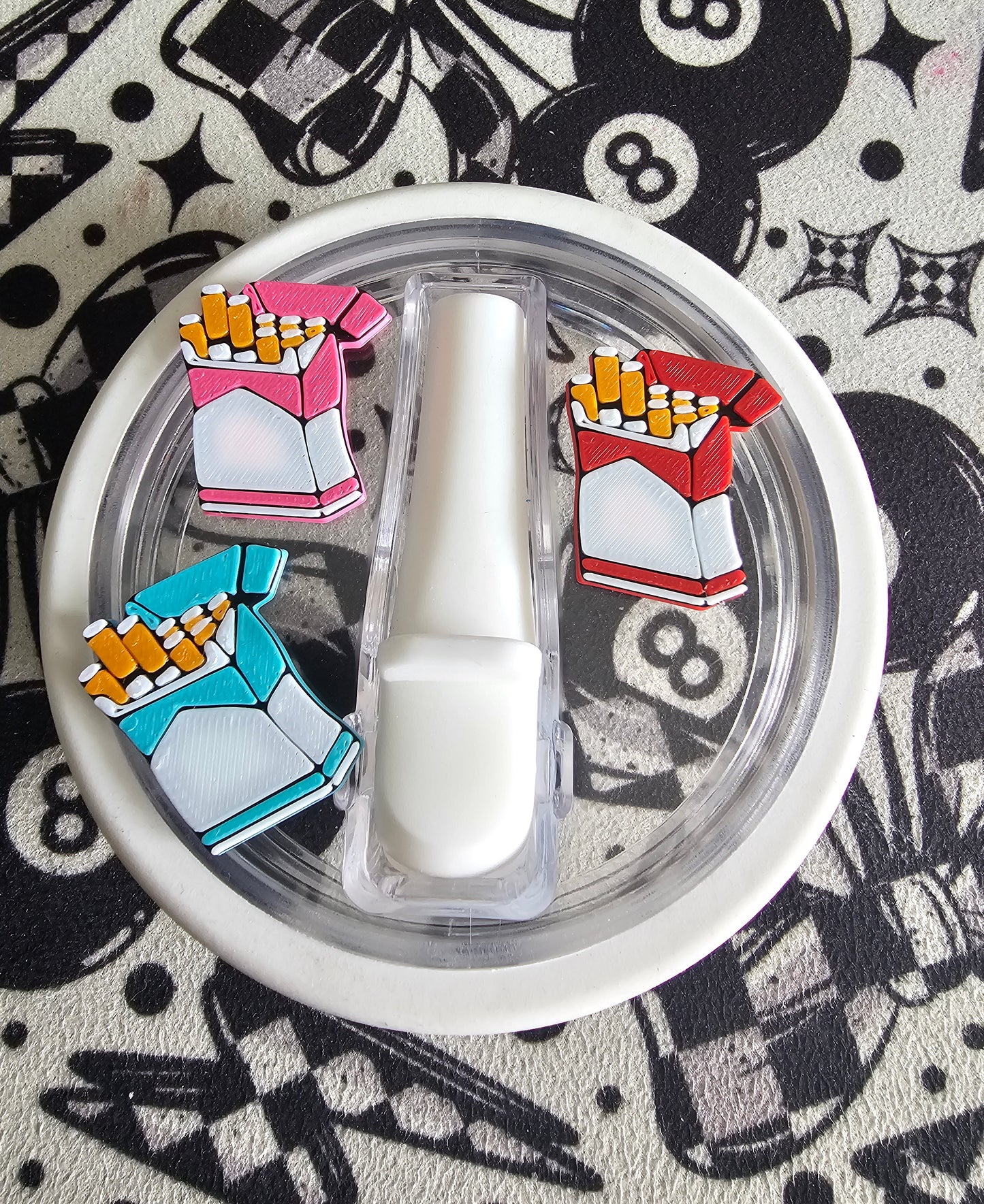 Cigs Flat back charm