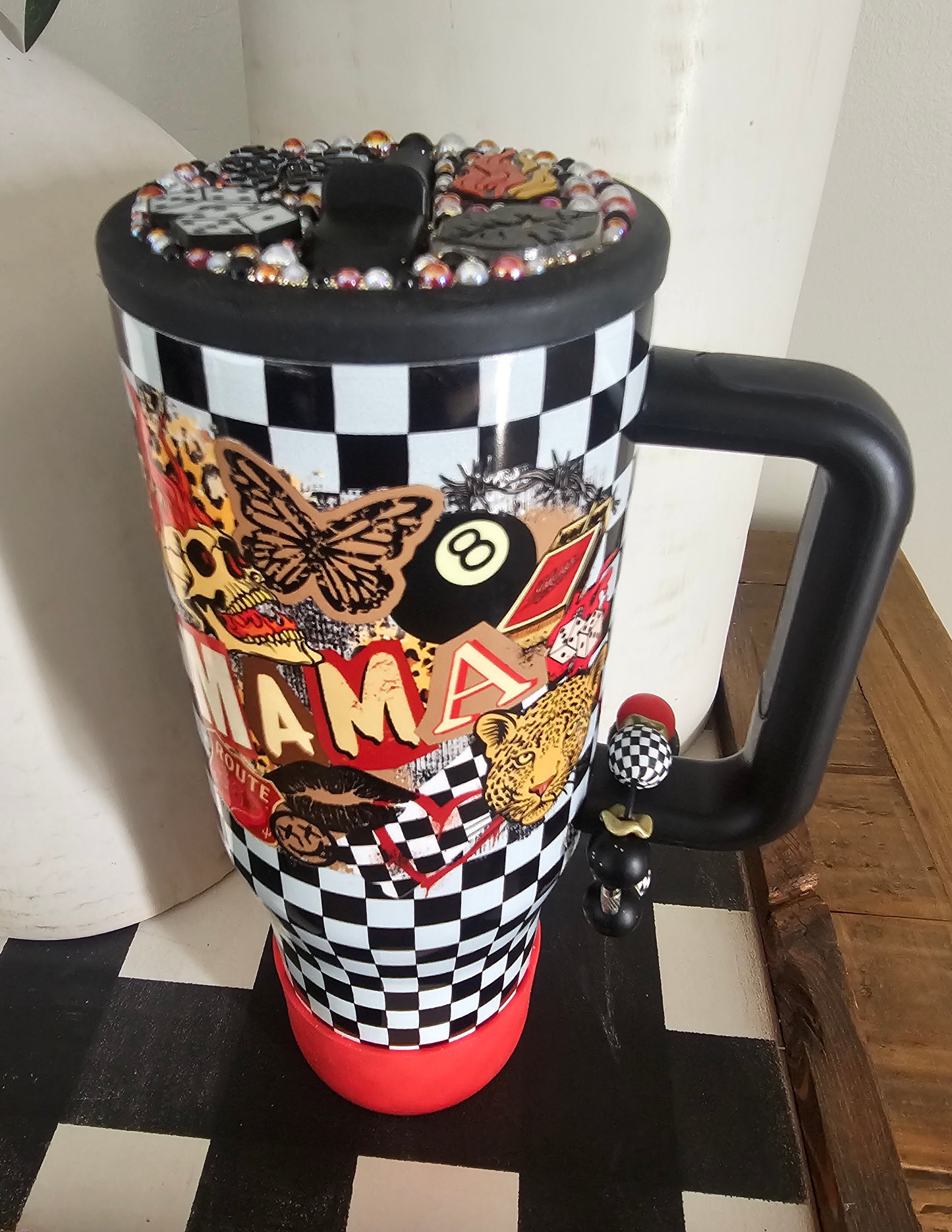 Mama checkered